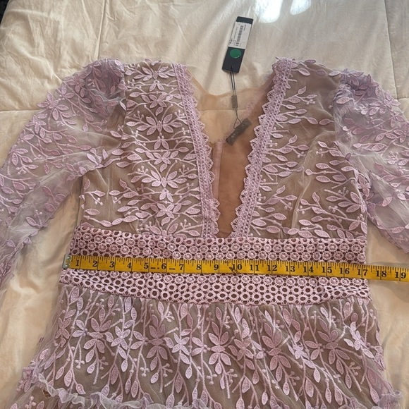 Elegant Lavender Lace Long Sleeve Dress - Picture 8 of 12